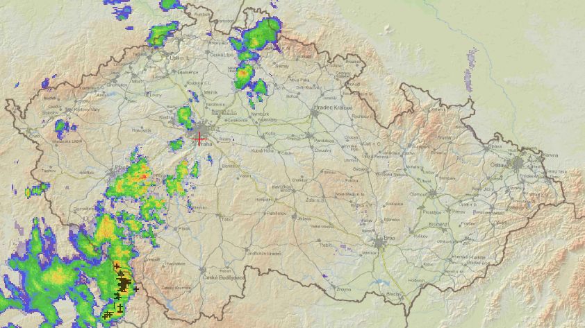 První letošní bouřky jsou tady, hlásí meteorologové